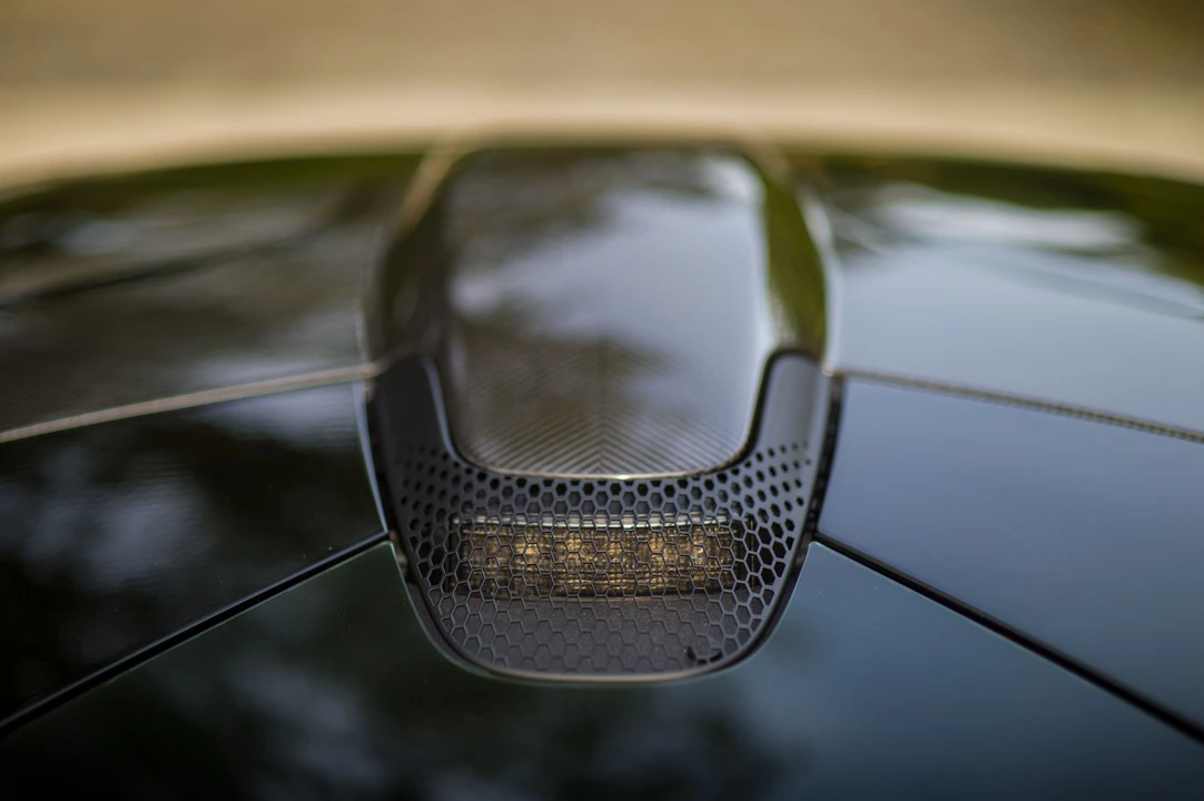 2014 McLaren P1 - Image 16 of 31