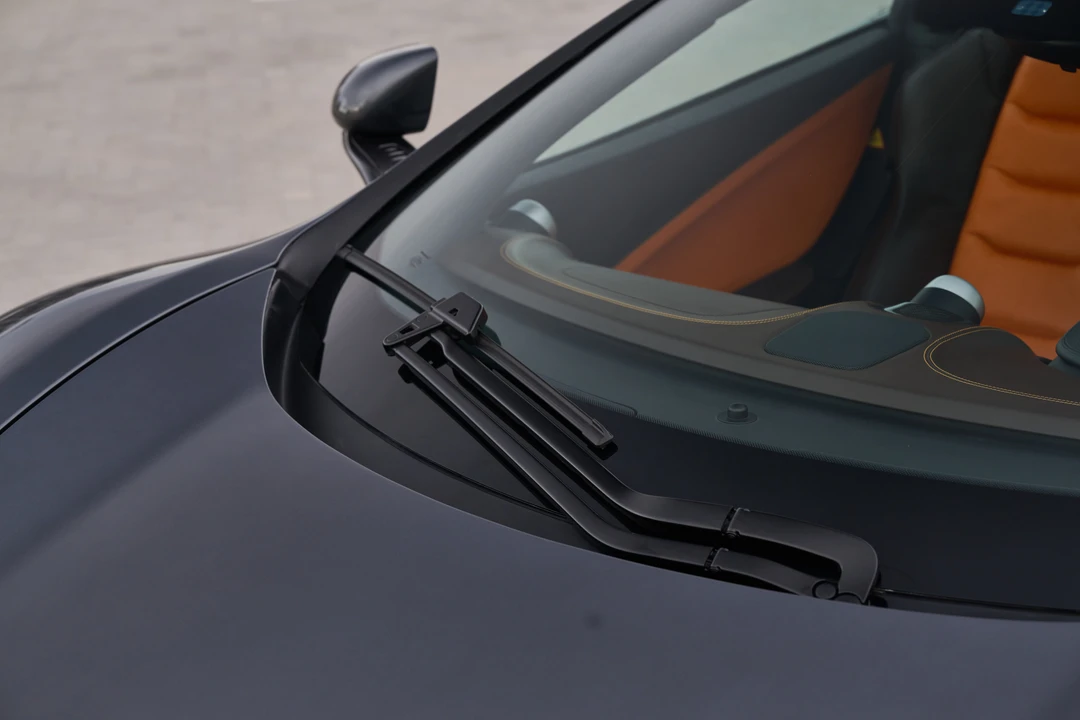 2014 McLaren MP4-12C - Image 24 of 31