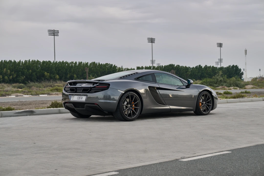 2014 McLaren MP4-12C - Image 16 of 31