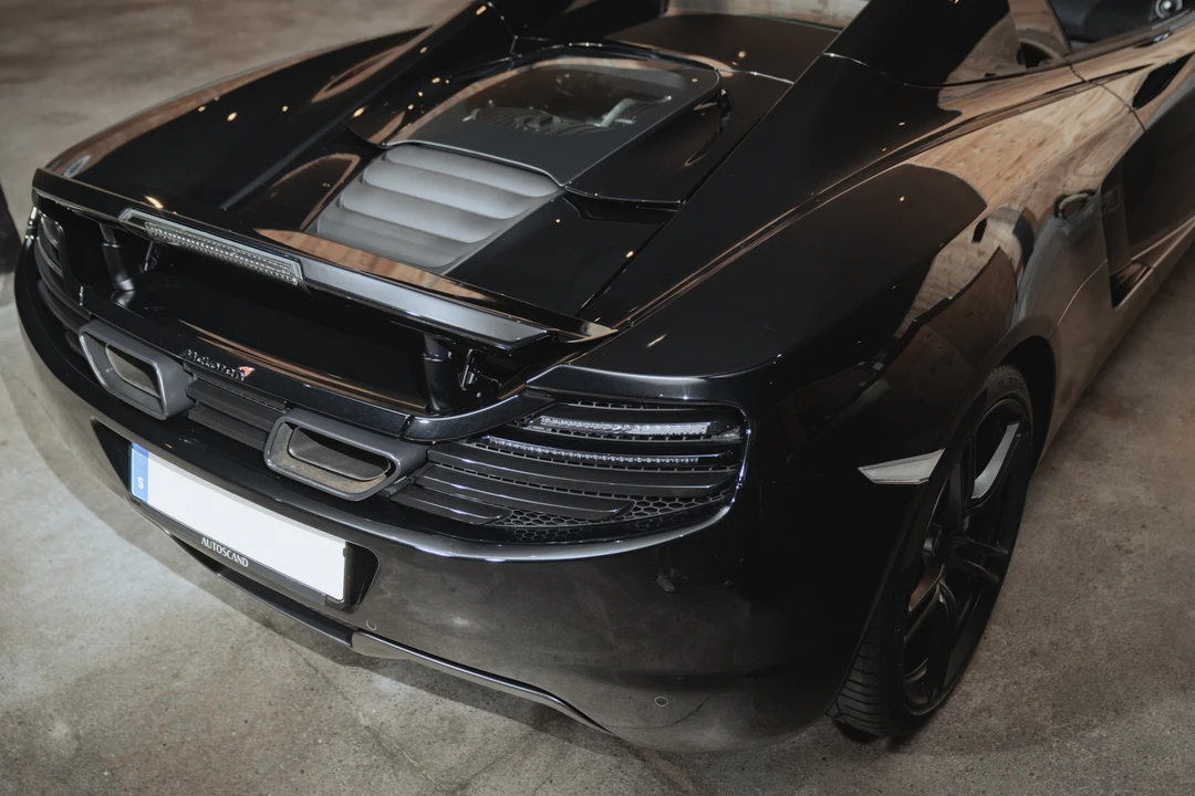 2014 McLaren MP4-12C Spider - Image 25 of 31