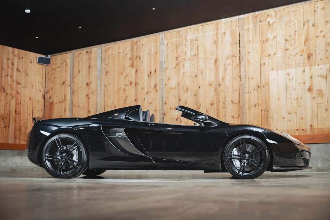 2014 McLaren MP4-12C Spider - Image 8 of 31