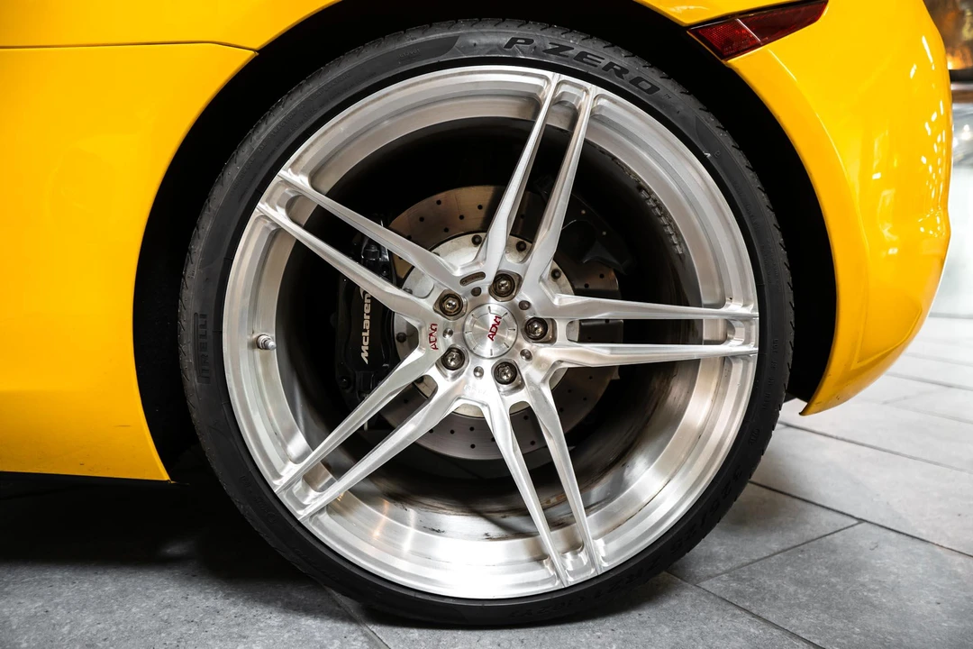 2014 McLaren MP4-12C Spider - Image 30 of 31