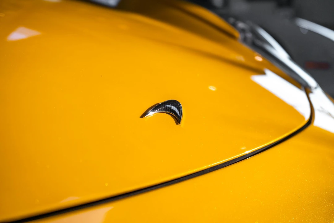2014 McLaren MP4-12C Spider - Image 19 of 31