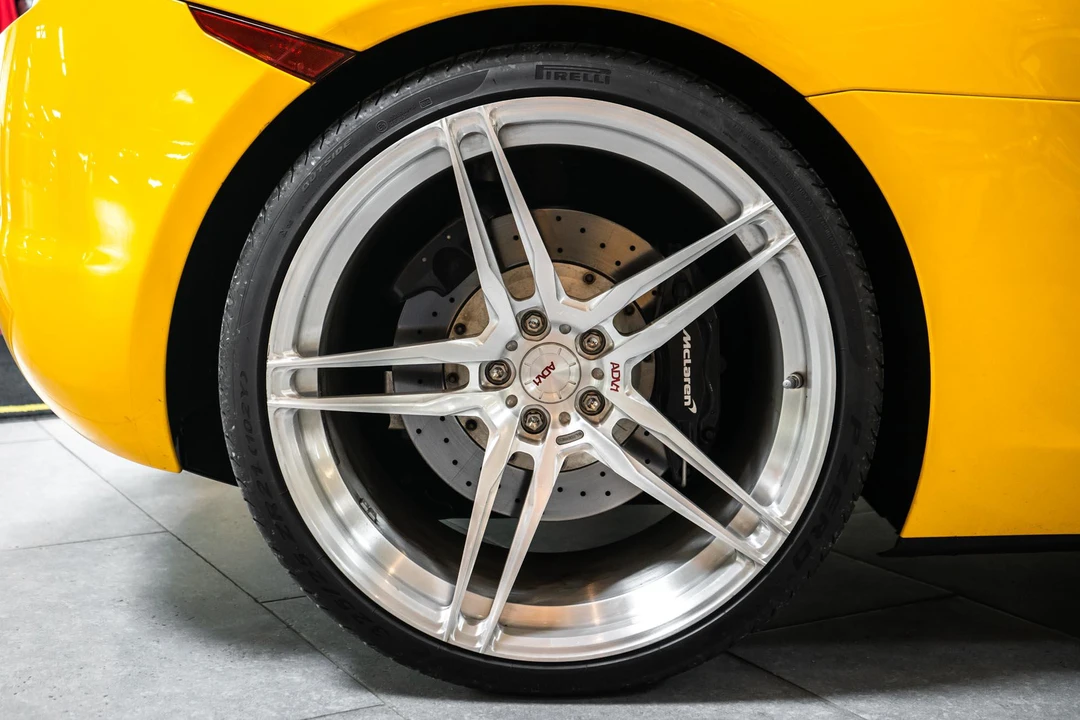 2014 McLaren MP4-12C Spider - Image 31 of 31