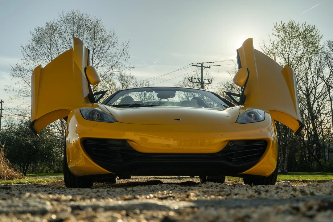 2014 McLaren MP4-12C Spider - Image 16 of 31
