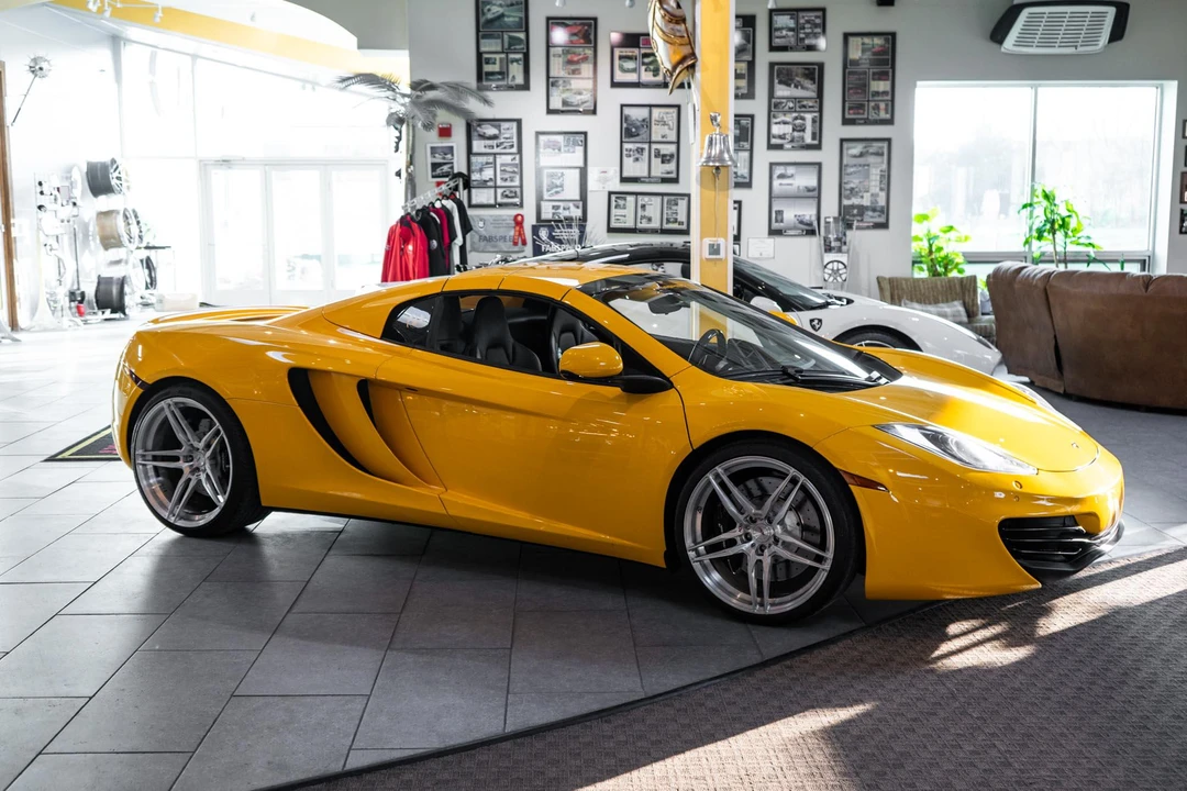 2014 McLaren MP4-12C Spider - Image 14 of 31