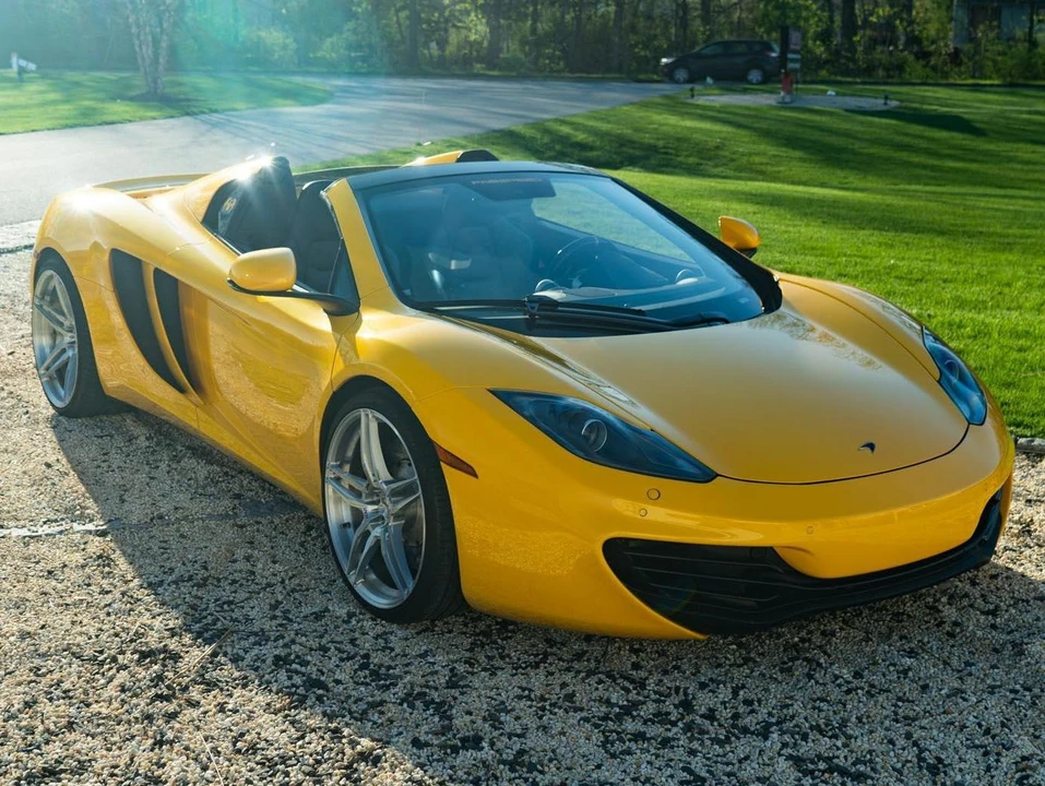 2014 McLaren MP4-12C Spider - Image 2 of 31