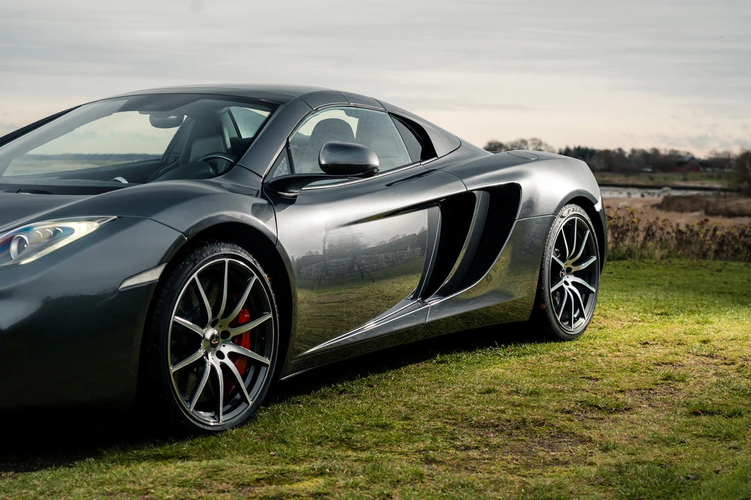 2014 McLaren MP4-12C Spider - Image 25 of 31