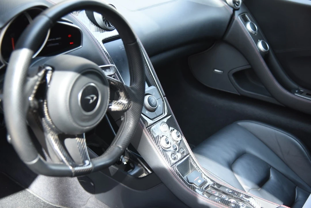 2014 McLaren MP4-12C Spider - Image 13 of 13