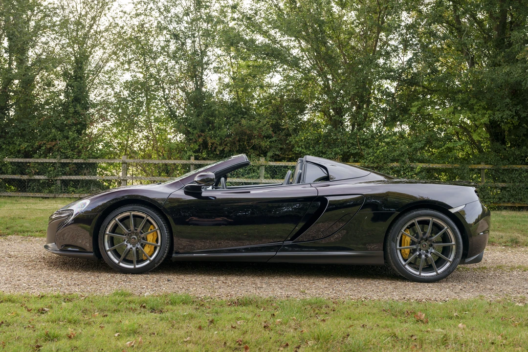 2014 McLaren 650S Spider - Image 17 of 31