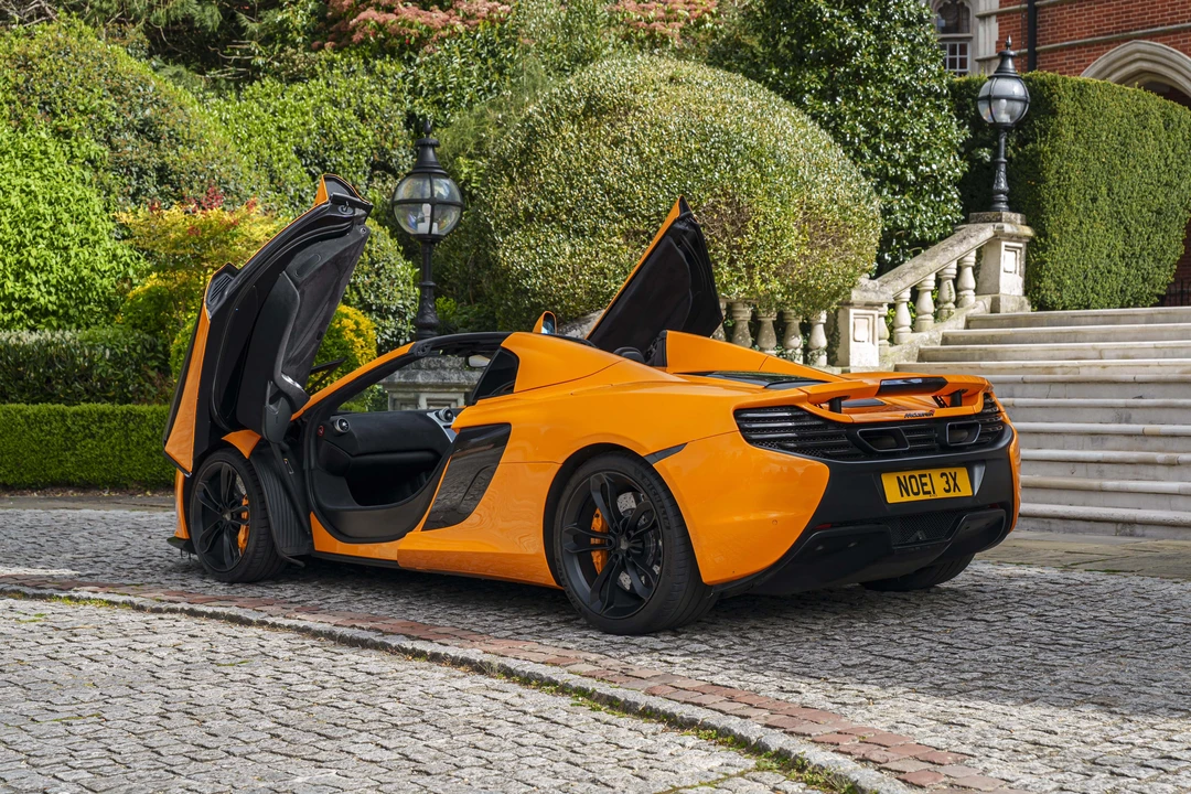 2014 McLaren 650S Spider - Image 18 of 31