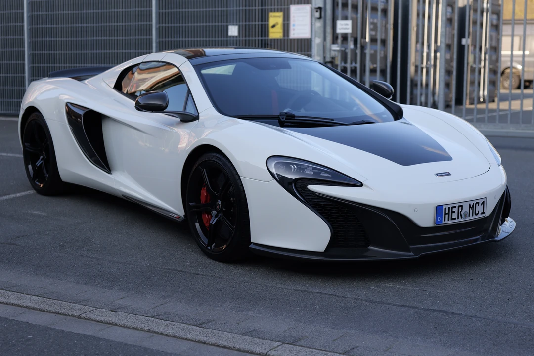 2014 McLaren 650S Spider - Image 9 of 31