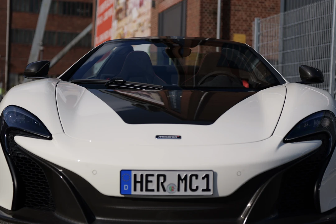 2014 McLaren 650S Spider - Image 30 of 31