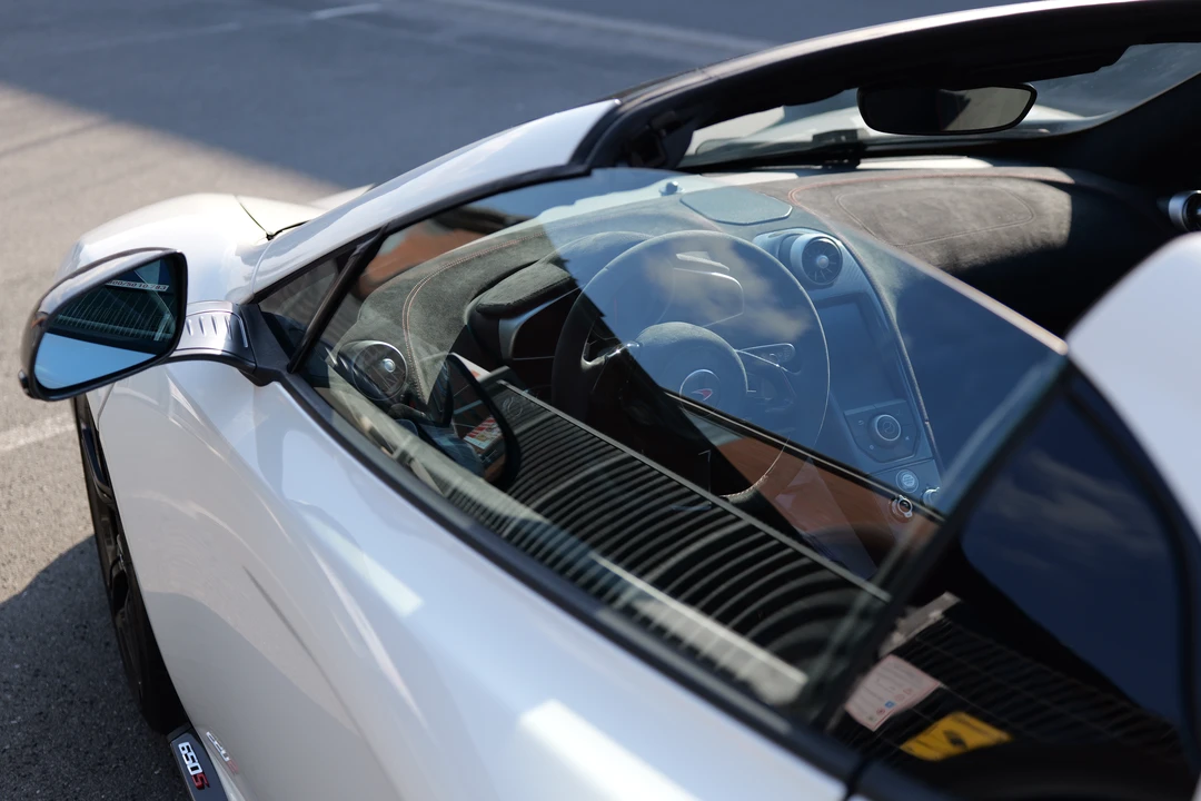 2014 McLaren 650S Spider - Image 31 of 31