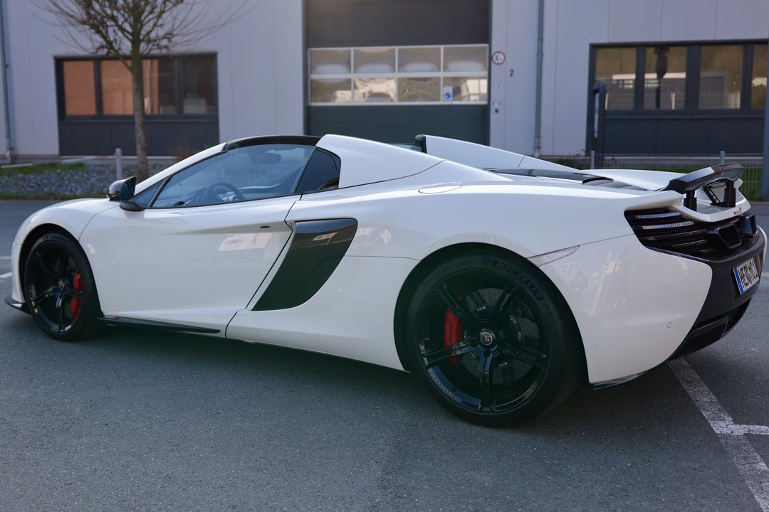2014 McLaren 650S Spider - Image 14 of 31