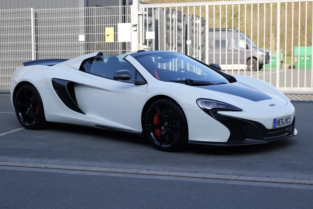 2014 McLaren 650S Spider - Image 21 of 31