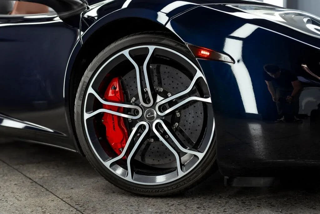 2014 McLaren MP4-12C - Image 27 of 31