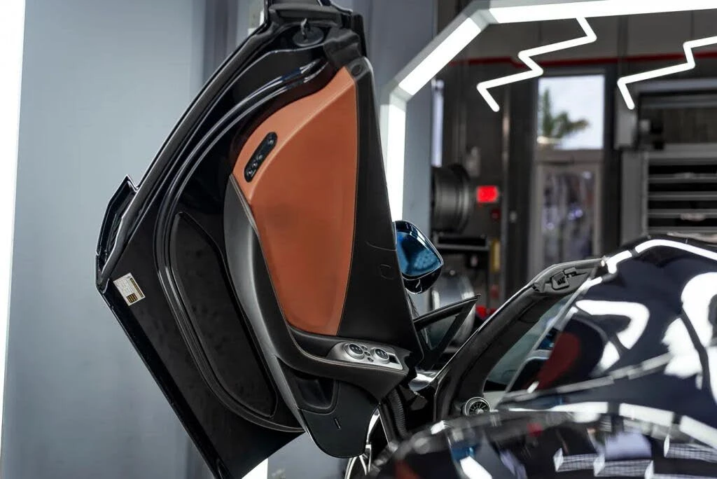2014 McLaren MP4-12C - Image 20 of 31