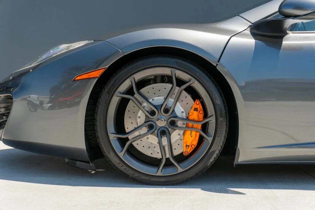 2014 McLaren MP4-12C - Image 22 of 31