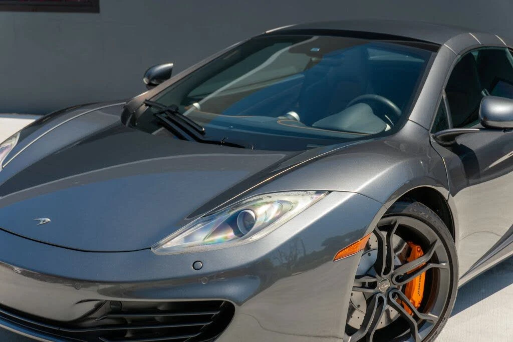 2014 McLaren MP4-12C - Image 28 of 31