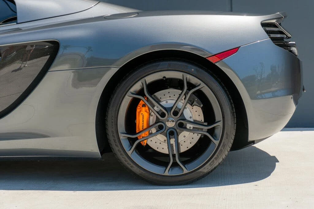 2014 McLaren MP4-12C - Image 25 of 31