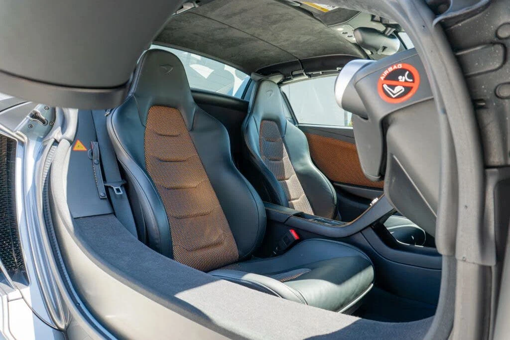 2014 McLaren MP4-12C - Image 17 of 31