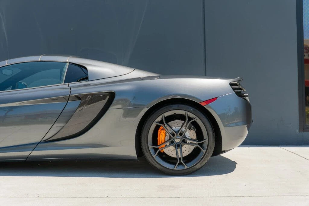 2014 McLaren MP4-12C - Image 24 of 31
