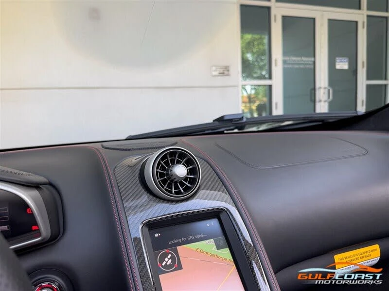 2014 McLaren MP4-12C - Image 17 of 31