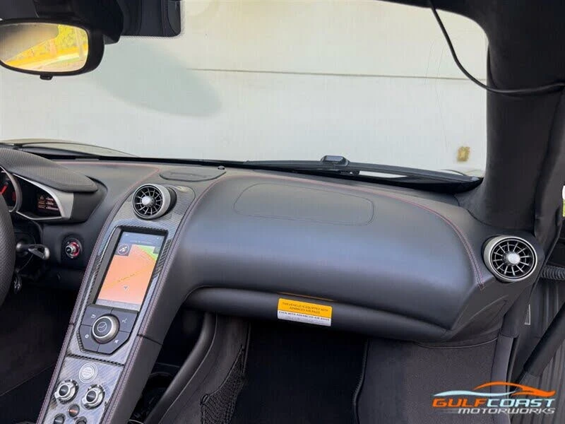 2014 McLaren MP4-12C - Image 31 of 31