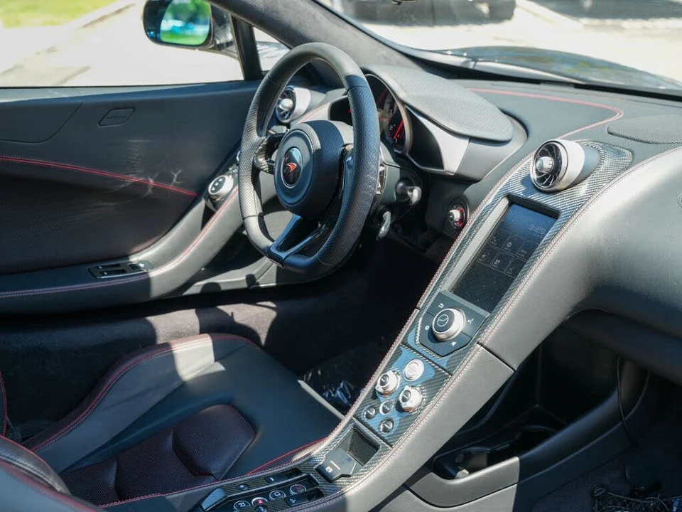 2014 McLaren MP4-12C - Image 12 of 13