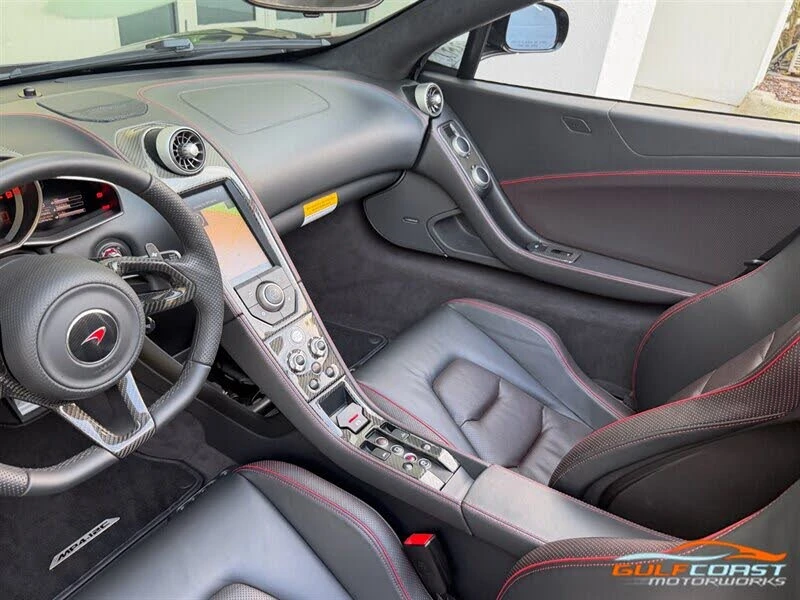 2014 McLaren MP4-12C - Image 16 of 31