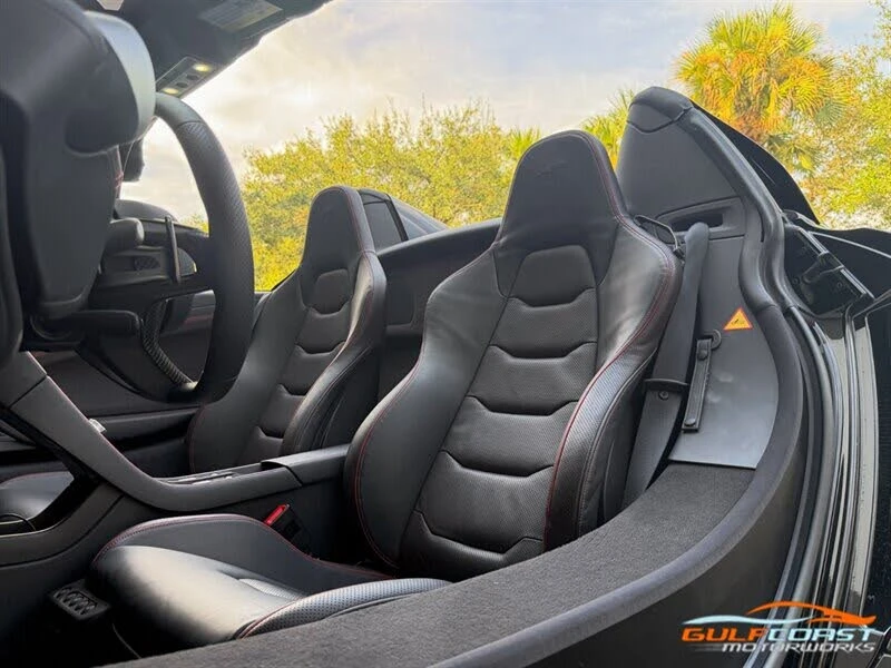 2014 McLaren MP4-12C - Image 24 of 31