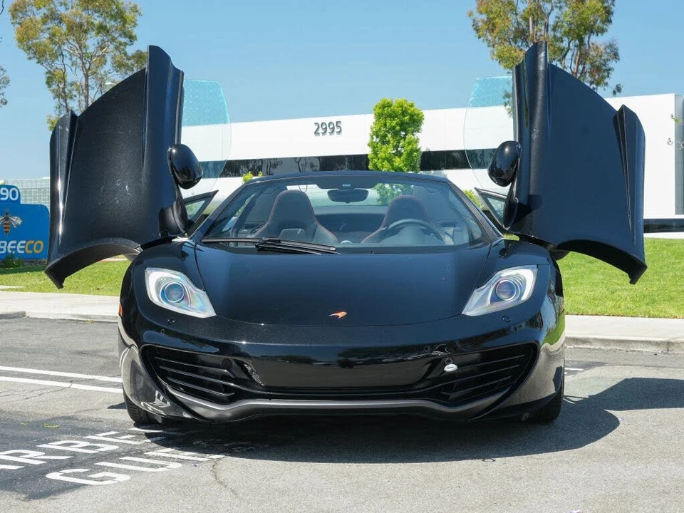 2014 McLaren MP4-12C - Image 2 of 13