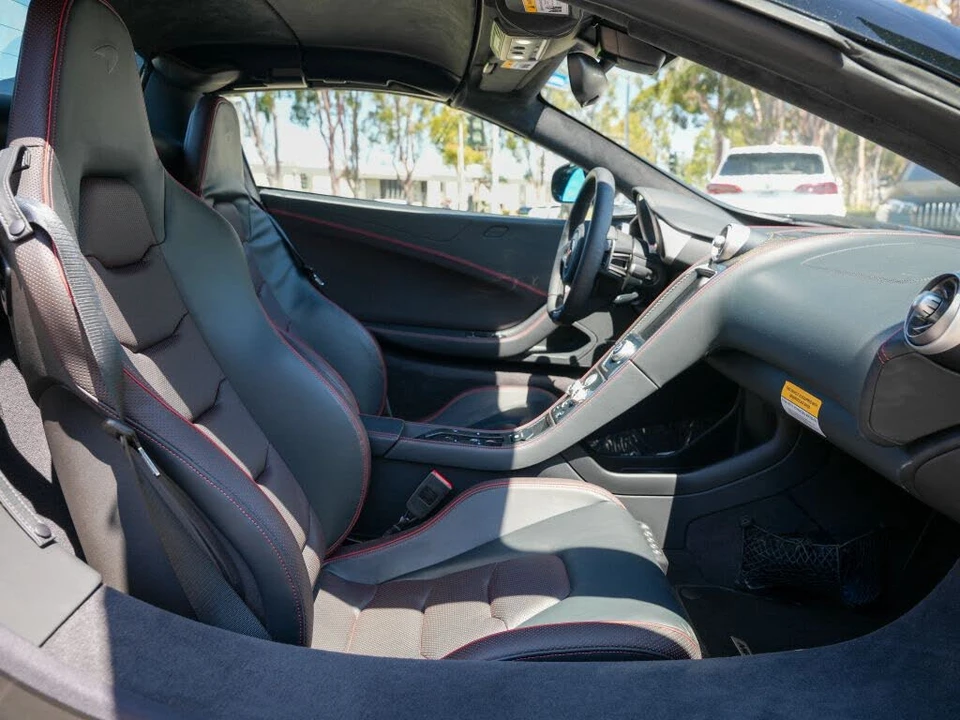 2014 McLaren MP4-12C - Image 13 of 13