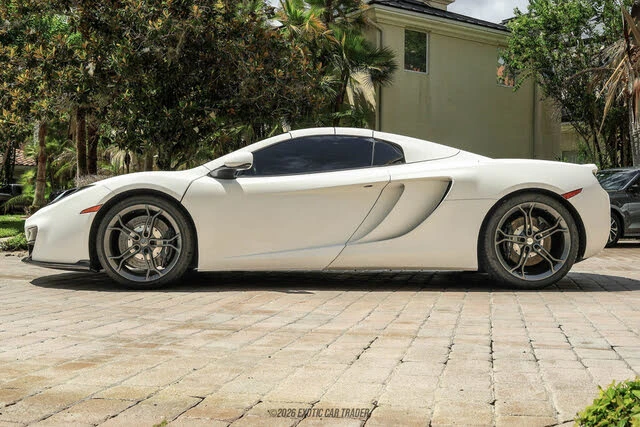 2014 McLaren MP4-12C - Image 18 of 31