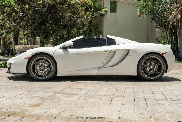 2014 McLaren MP4-12C - Image 3 of 31