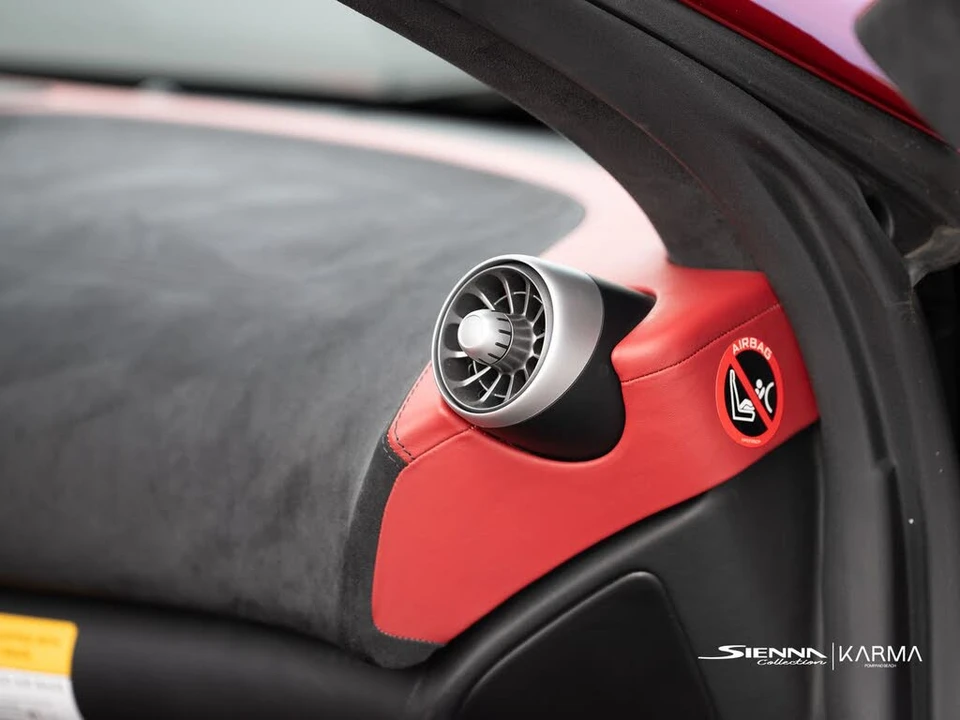 2014 McLaren MP4-12C - Image 21 of 31
