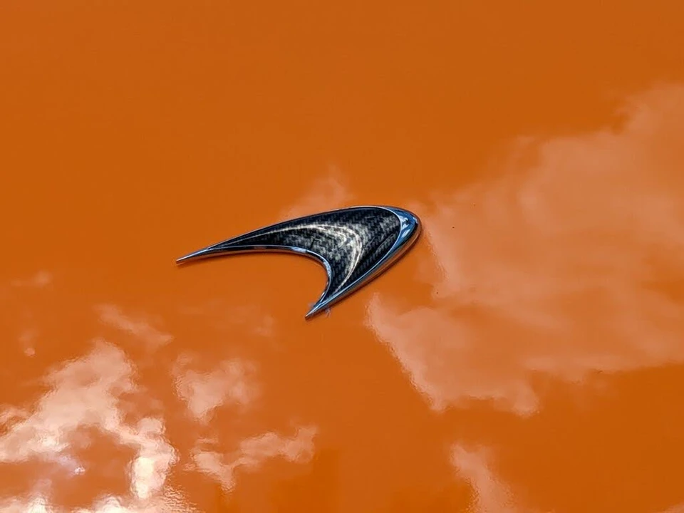 2014 McLaren MP4-12C - Image 17 of 31