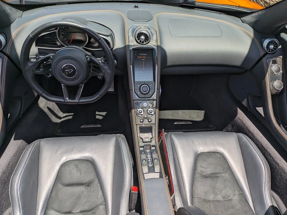 2014 McLaren MP4-12C - Image 20 of 31