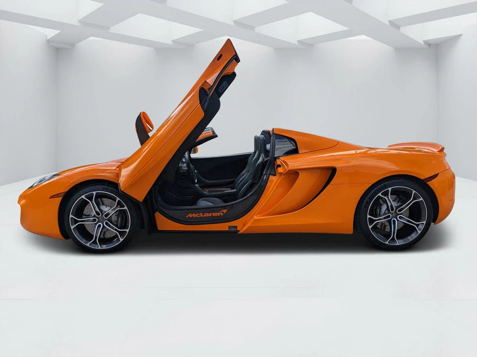 2014 McLaren MP4-12C - Image 9 of 31
