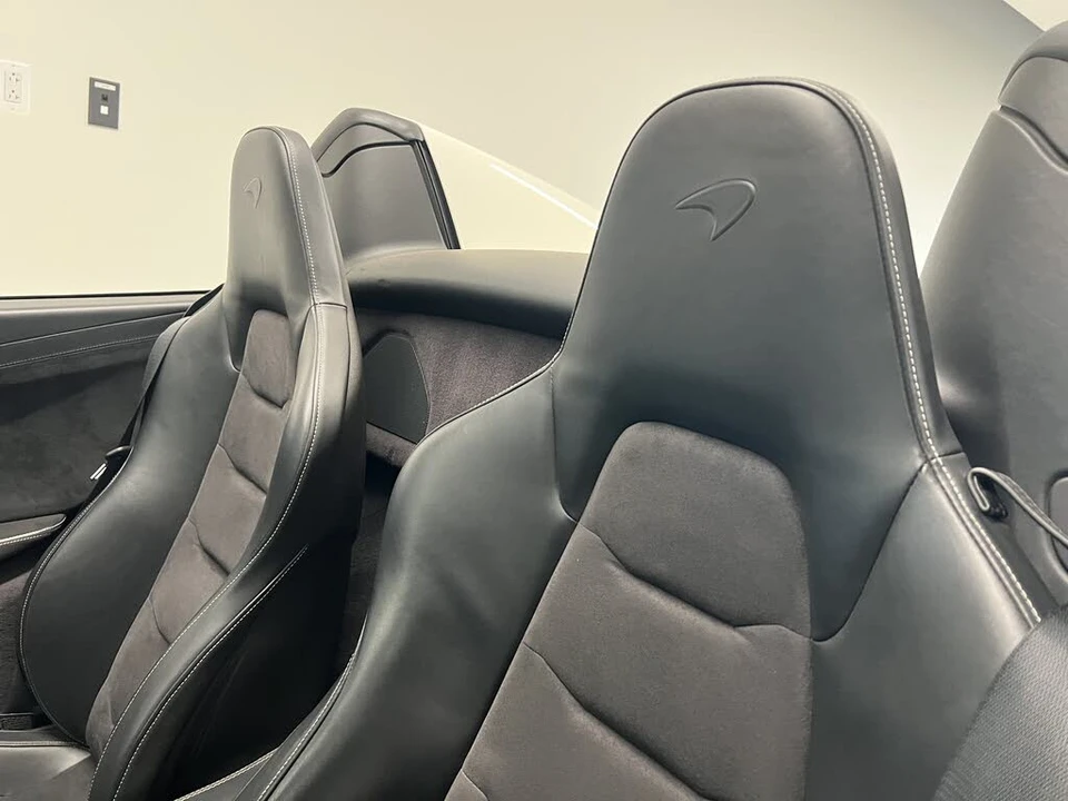 2014 McLaren MP4-12C - Image 21 of 31