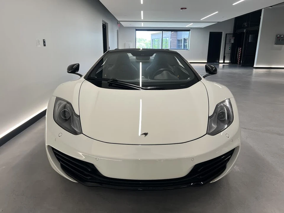 2014 McLaren MP4-12C - Image 9 of 31