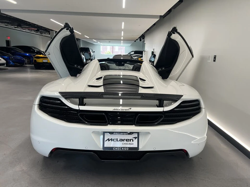 2014 McLaren MP4-12C - Image 17 of 31