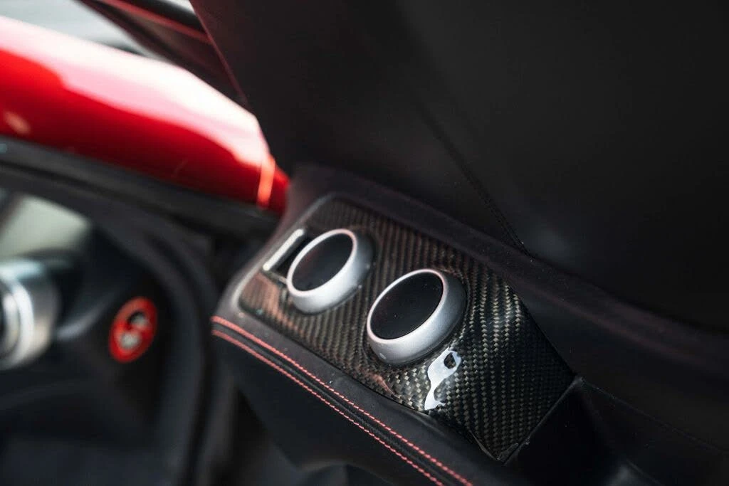 2014 McLaren MP4-12C - Image 19 of 31
