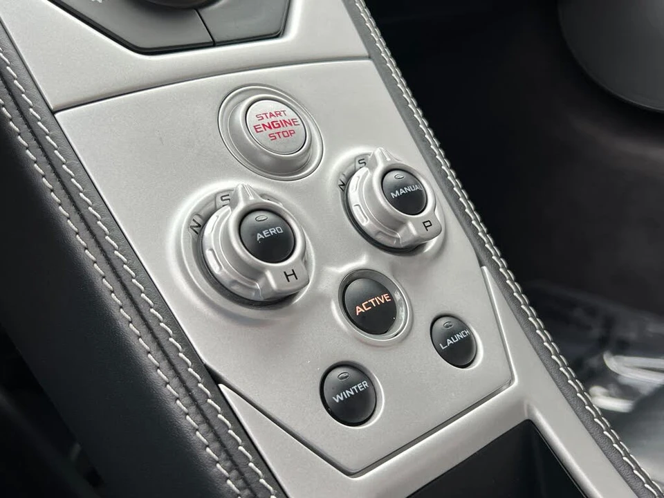 2014 McLaren MP4-12C - Image 26 of 31