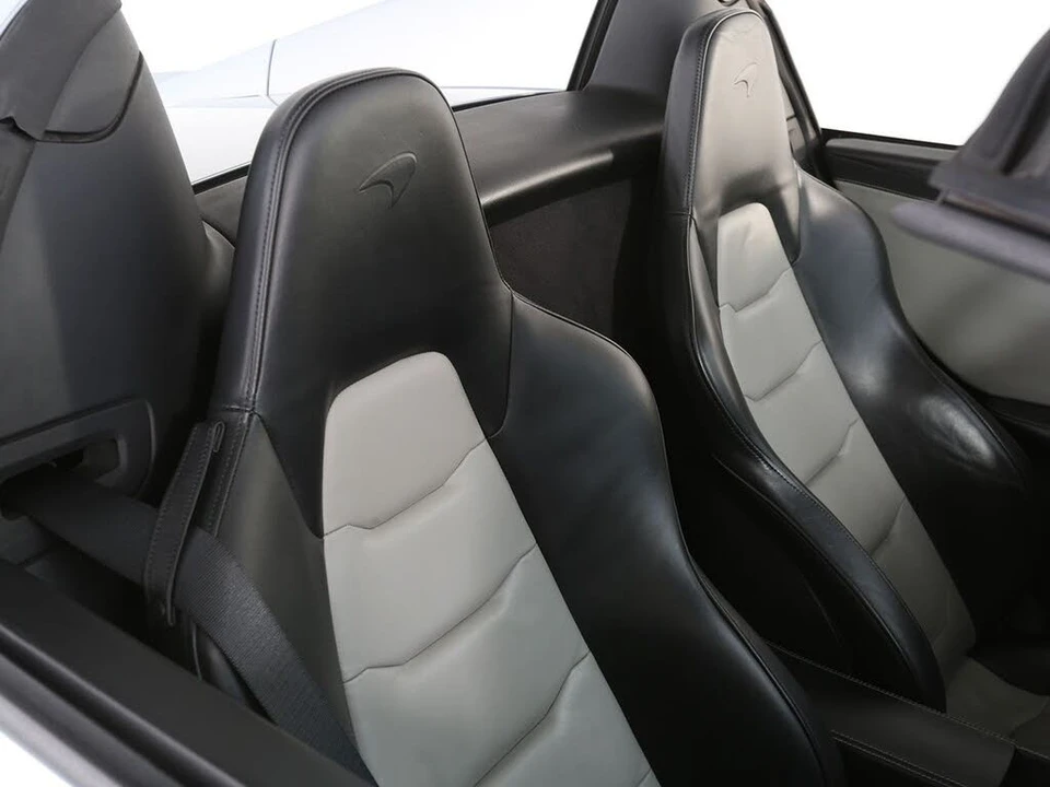2014 McLaren MP4-12C - Image 20 of 31