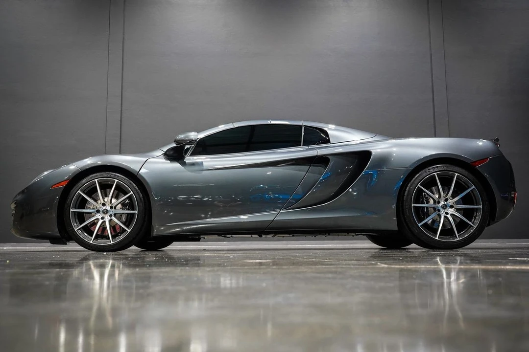 2014 McLaren MP4-12C - Image 19 of 21