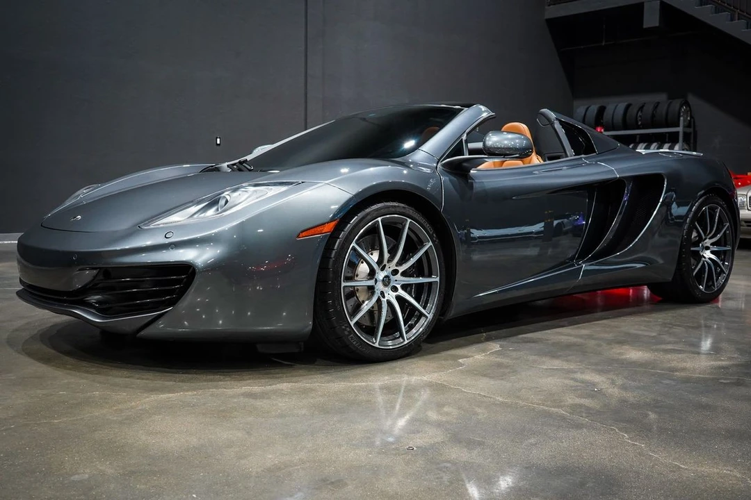 2014 McLaren MP4-12C - Image 10 of 21