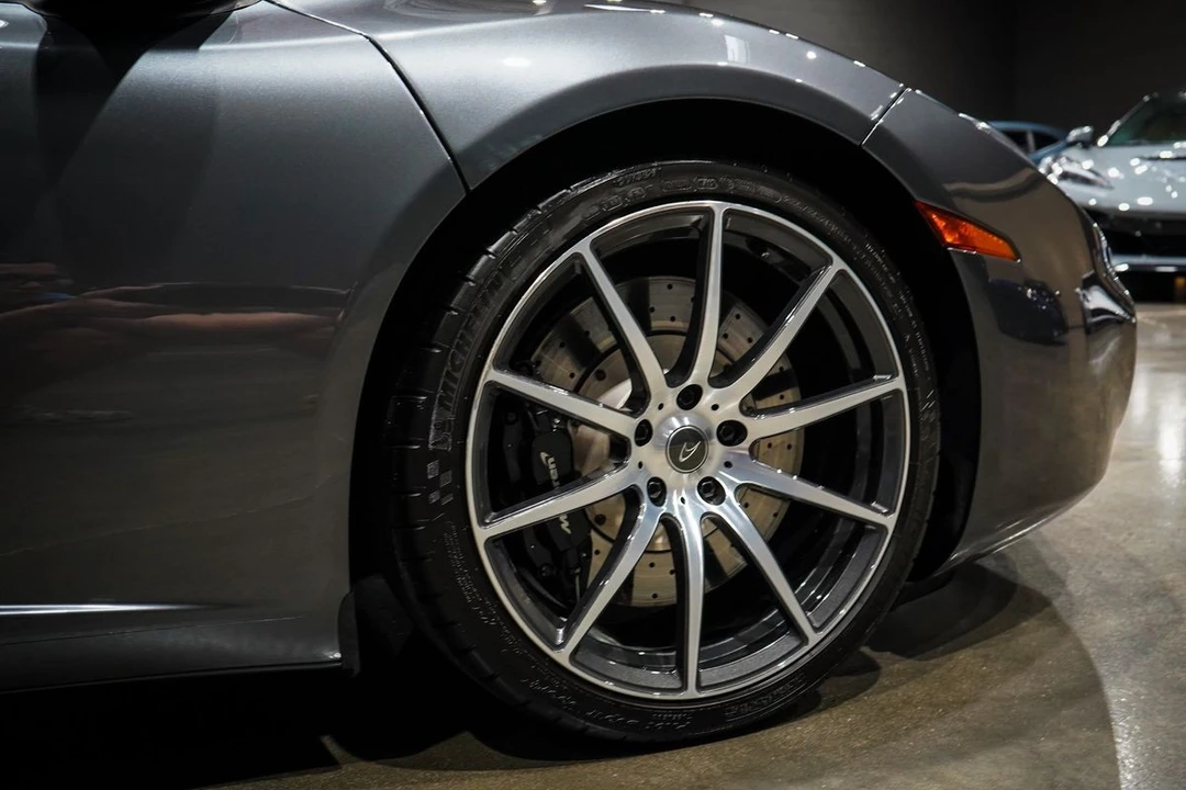 2014 McLaren MP4-12C - Image 15 of 21