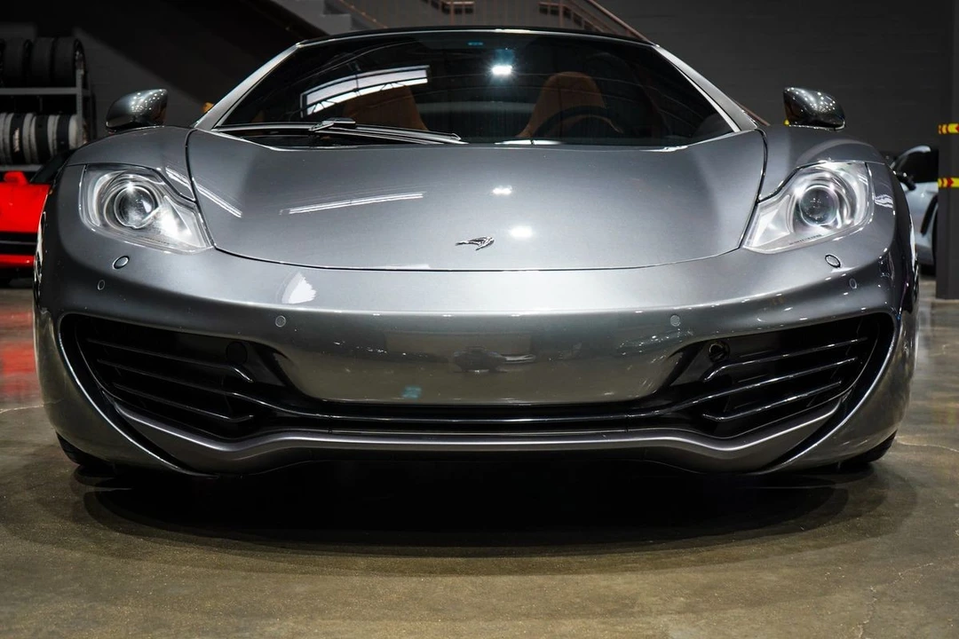 2014 McLaren MP4-12C - Image 8 of 21